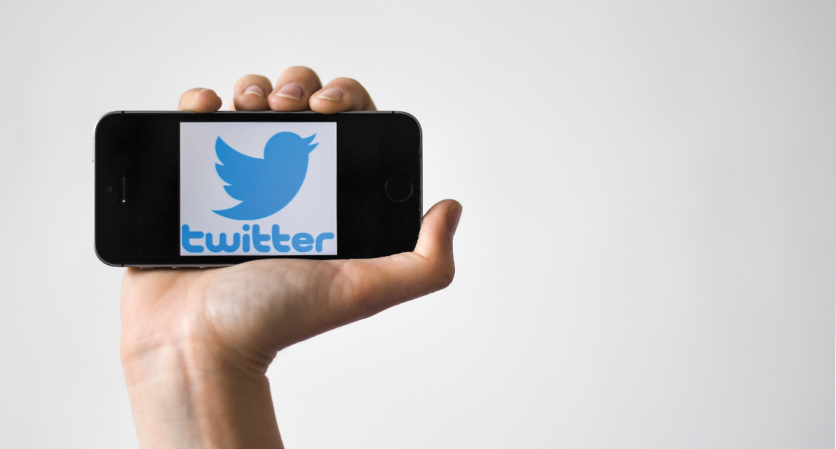 Twitter ya permite retuitear con GIF y fotos