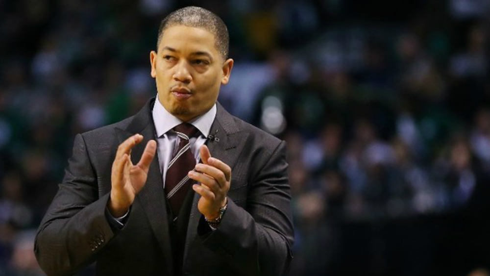 Tyronn Lue será el próximo entrenador de los Lakers: prensa