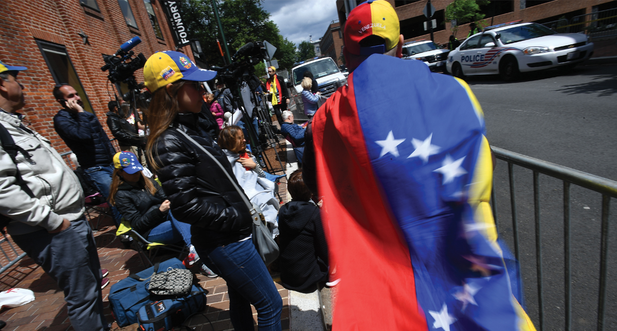 Avanza legislación para protección de venezolanos en EE.UU.