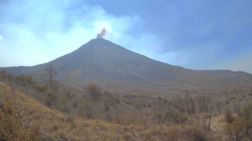 Volcán de Colima es uno de los más activos de México