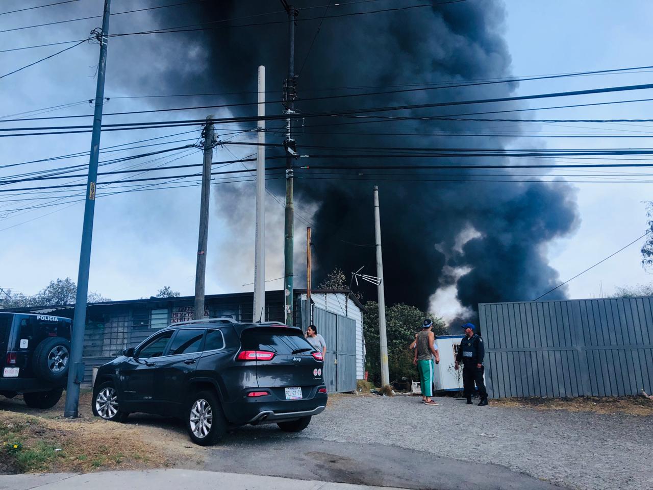Controlan totalmente incendio en Cuajimalpa - whatsapp-image-2019-05-10-at-12859-pm