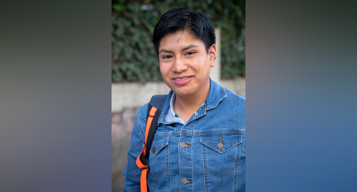 La historia de Luis Gabriel, un chavo de excelencia académica