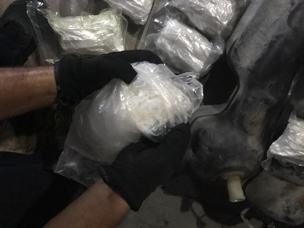 Detienen en Mazatlan a dos sujetos por transportar Krystal - whatsapp-image-2019-05-16-at-25124-pm-2