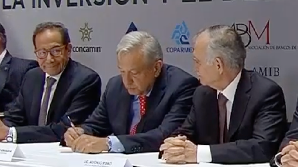 AMLO afirma que se han definido líneas de actuación con empresarios