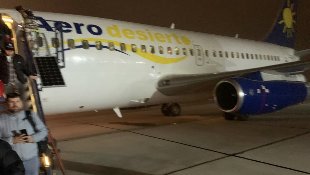 Emergencia en avión deja en tierra a centenar de aficionados chilenos