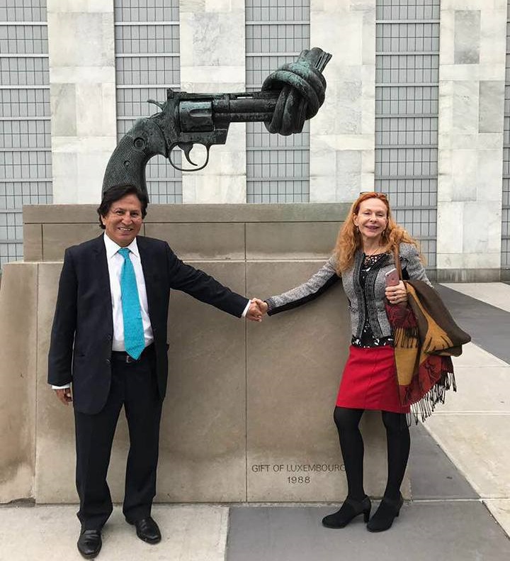 Fiscalía de Perú pide 16 años de cárcel para el expresidente Toledo - alejandro-toledo-y-elian-karp