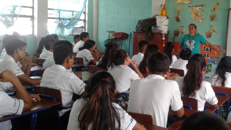 Frijoles intoxican a más de 100 niños en escuela de Guatemala