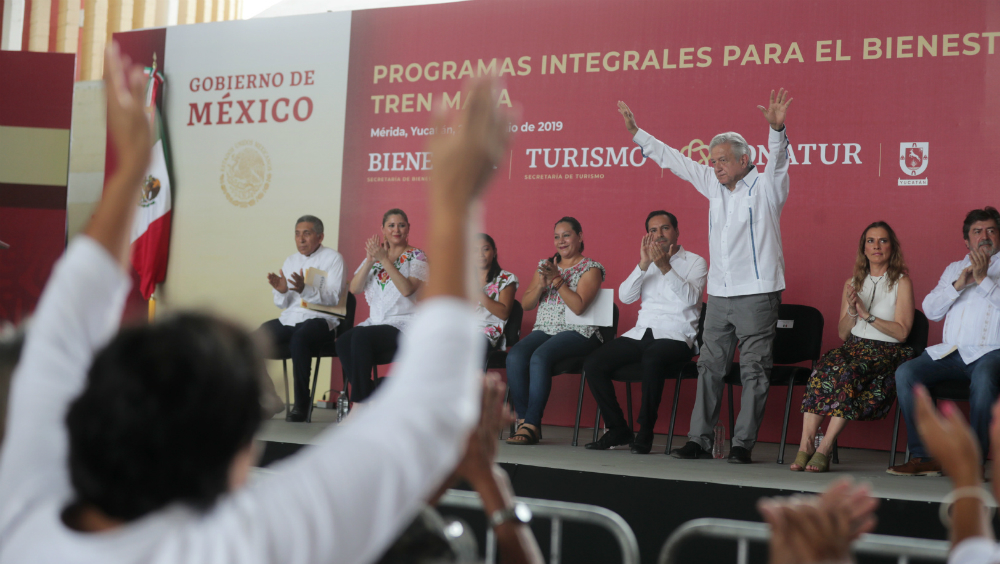 Anuncia López Obrador planta eléctrica en Península de Yucatán Anuncia López Obrador planta eléctrica en Península de Yucatán