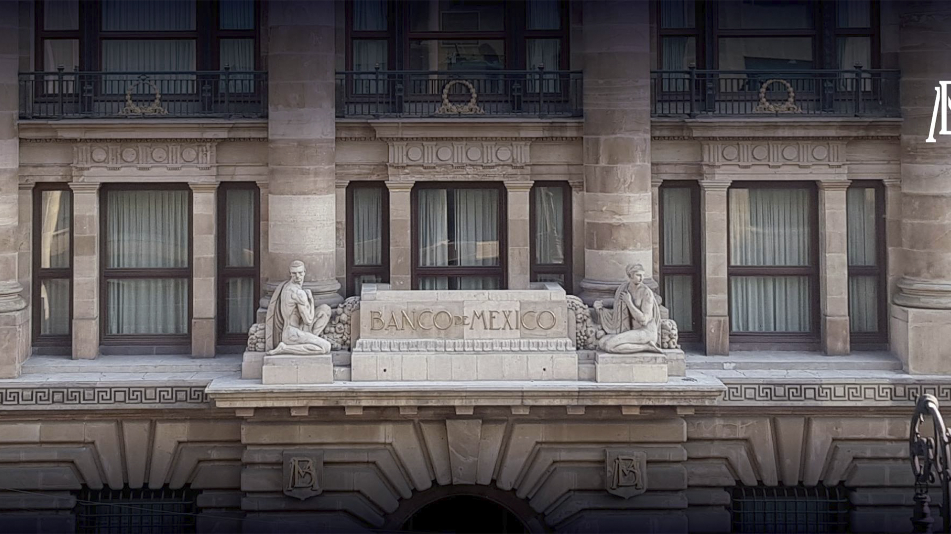 Banxico ve riesgo en revisiones a la baja de México y Pemex