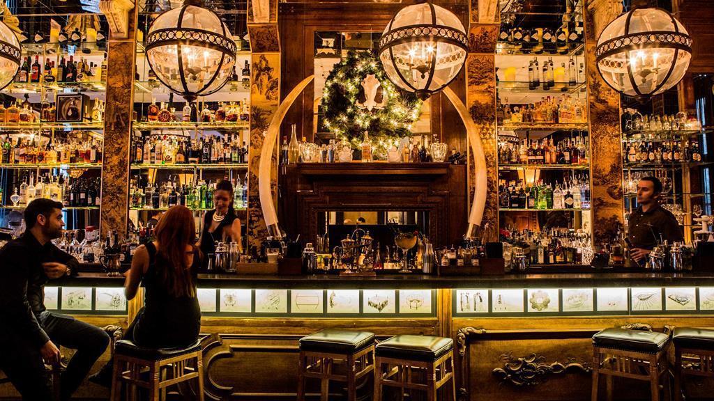 Guía básica para visitar Barcelona - bar-barcelona