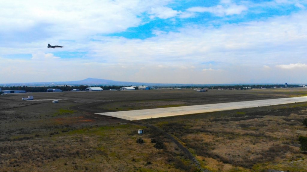 Aerolíneas irán cambiando de parecer “poco a poco” sobre Santa Lucía: AMLO