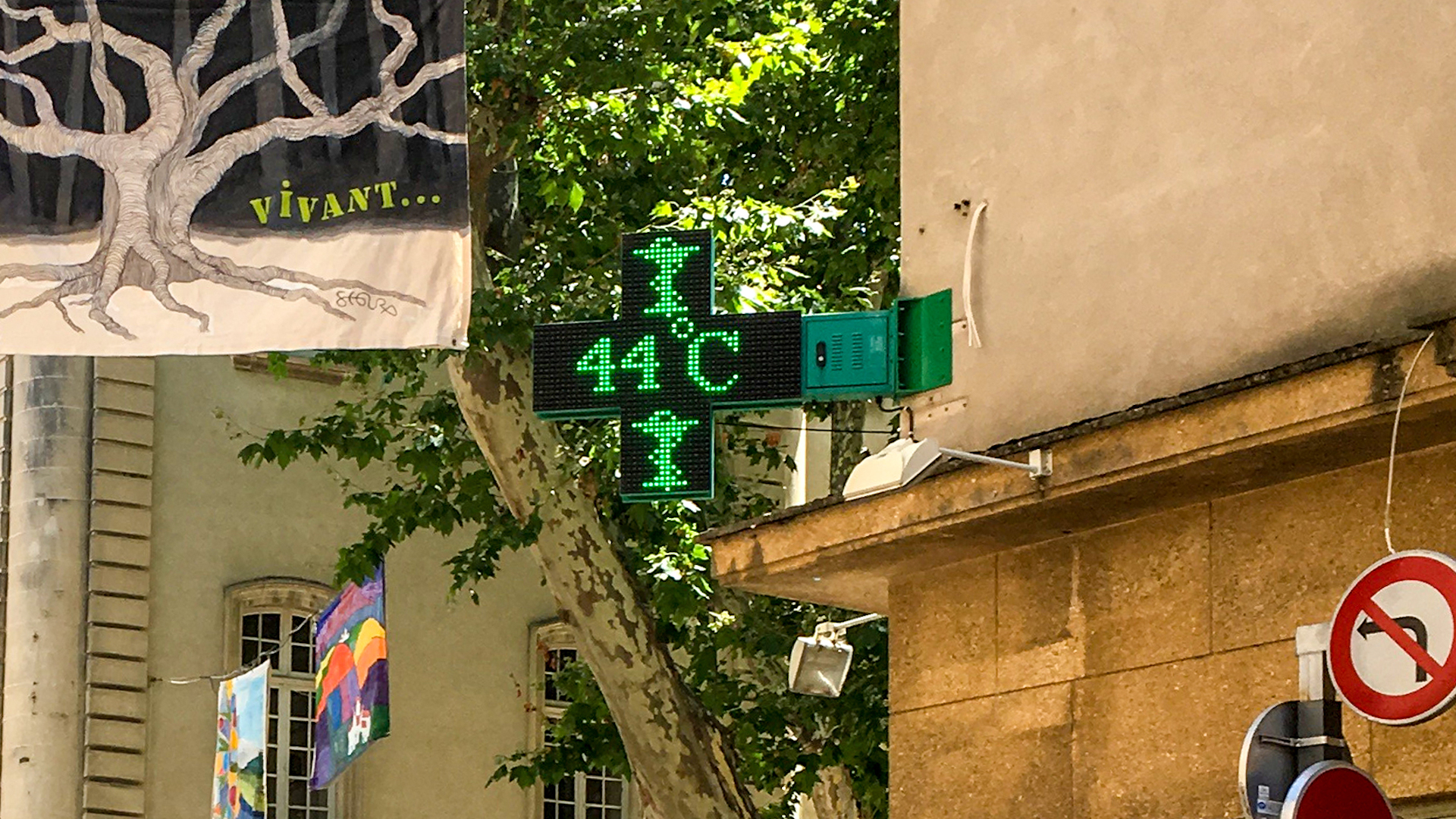 Récord de calor en Francia: alcanza 44.3 grados