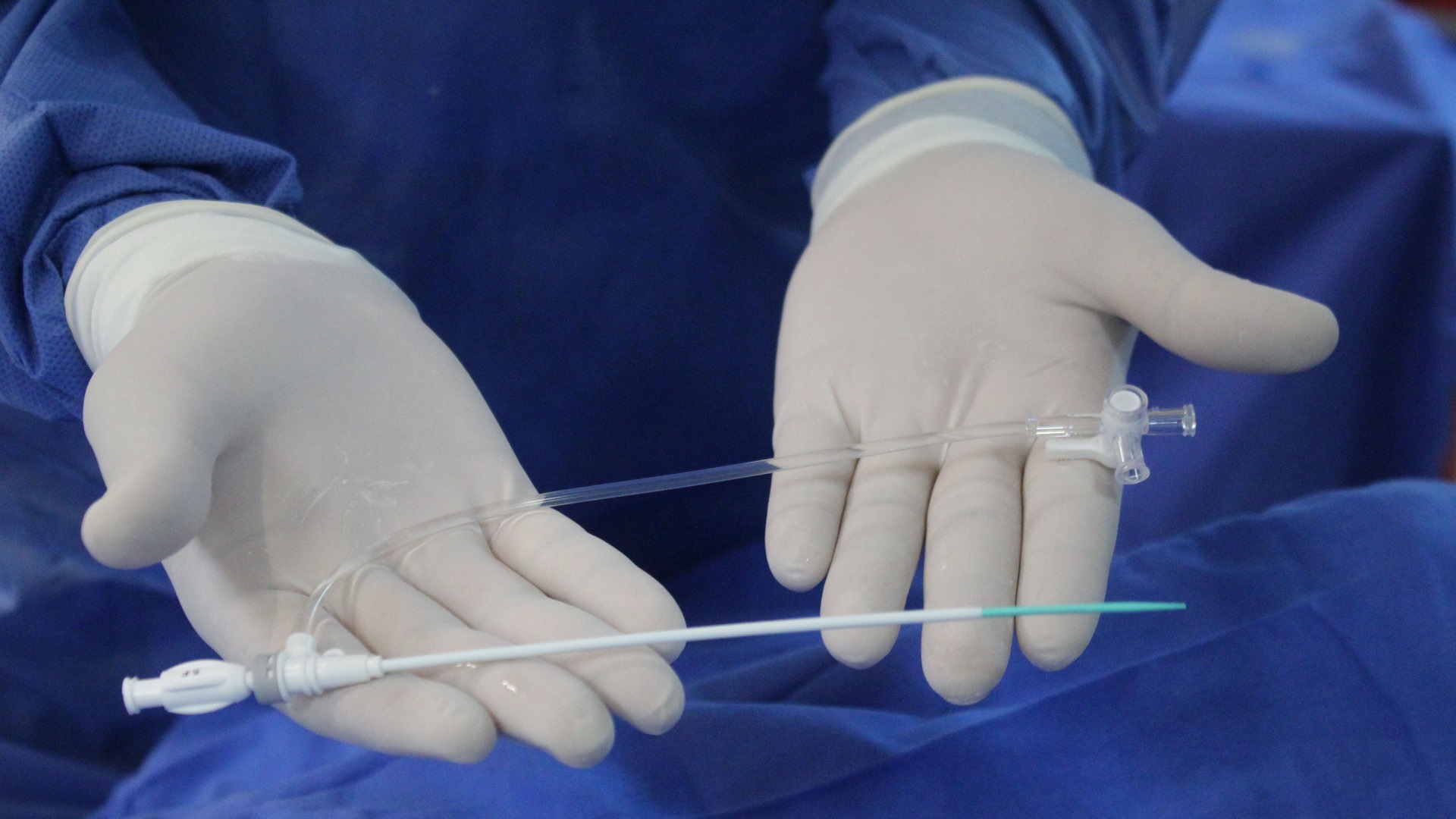 IMSS trata enfermedades del corazón a través de la muñeca - cateter-para-procedimiento