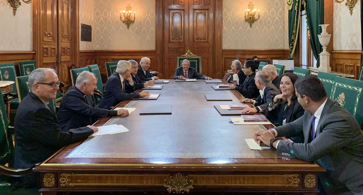 Episcopado ofrece ayuda a López Obrador para atender a migrantes