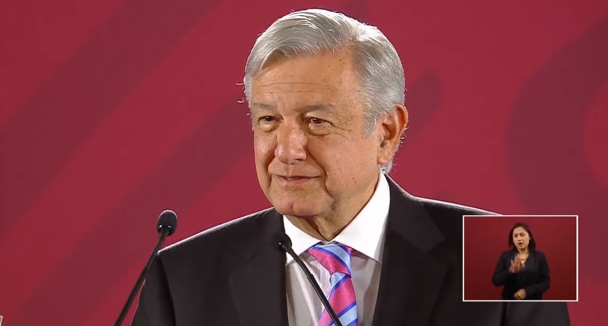López Obrador promete mejorar las condiciones laborales en México