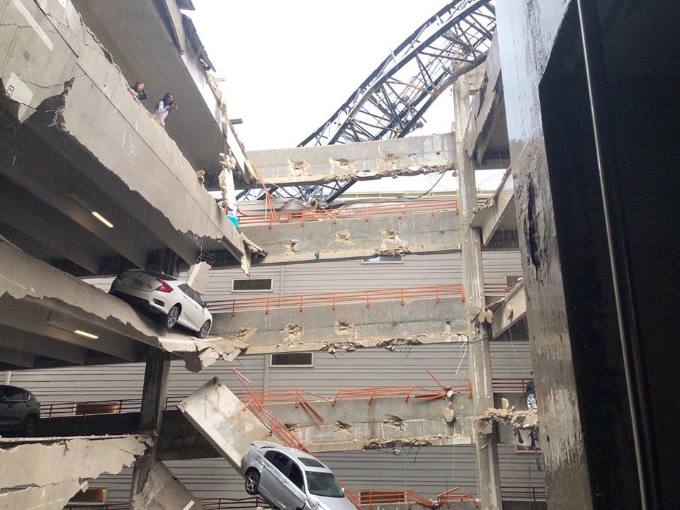 Caída de grúa en apartamento de Dallas deja al menos un muerto - dallas-vientos-danos-7
