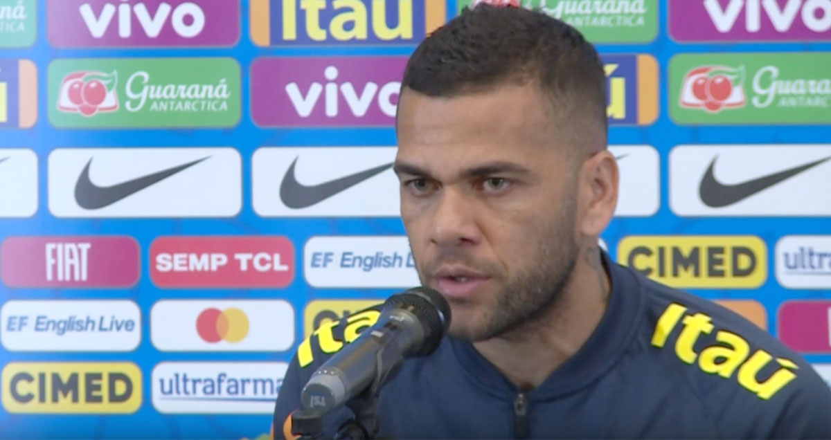 Dani Alves lamenta que Brasil lleve “tanto tiempo” sin ser finalista de Copa América