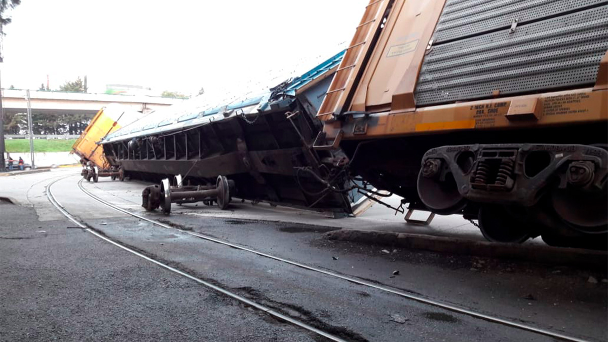 Descarrilan vagones del tren en Toluca