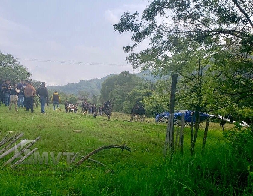 Muere una persona al desplomarse helicóptero en Edomex - desplome-helicoptero-edomex