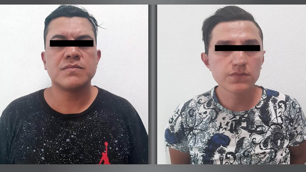 Detienen en tianguis de Ecatepec a dos sujetos con 125 celulares
