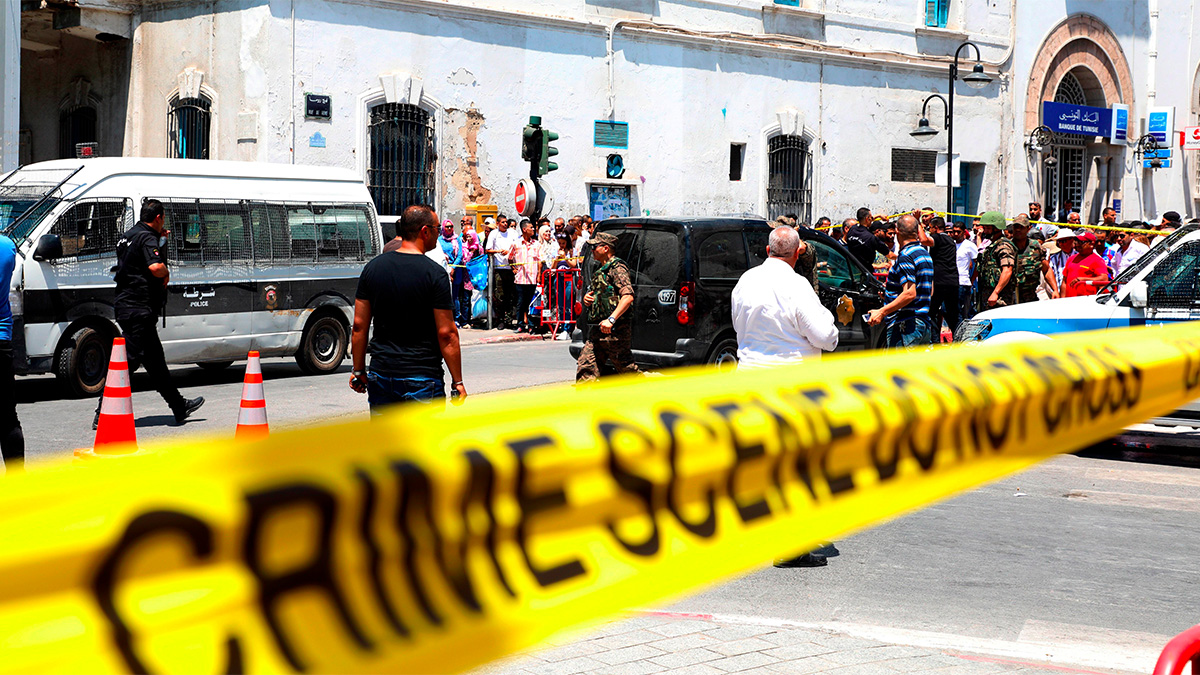 Un muerto y ocho heridos por doble atentado terrorista en Túnez