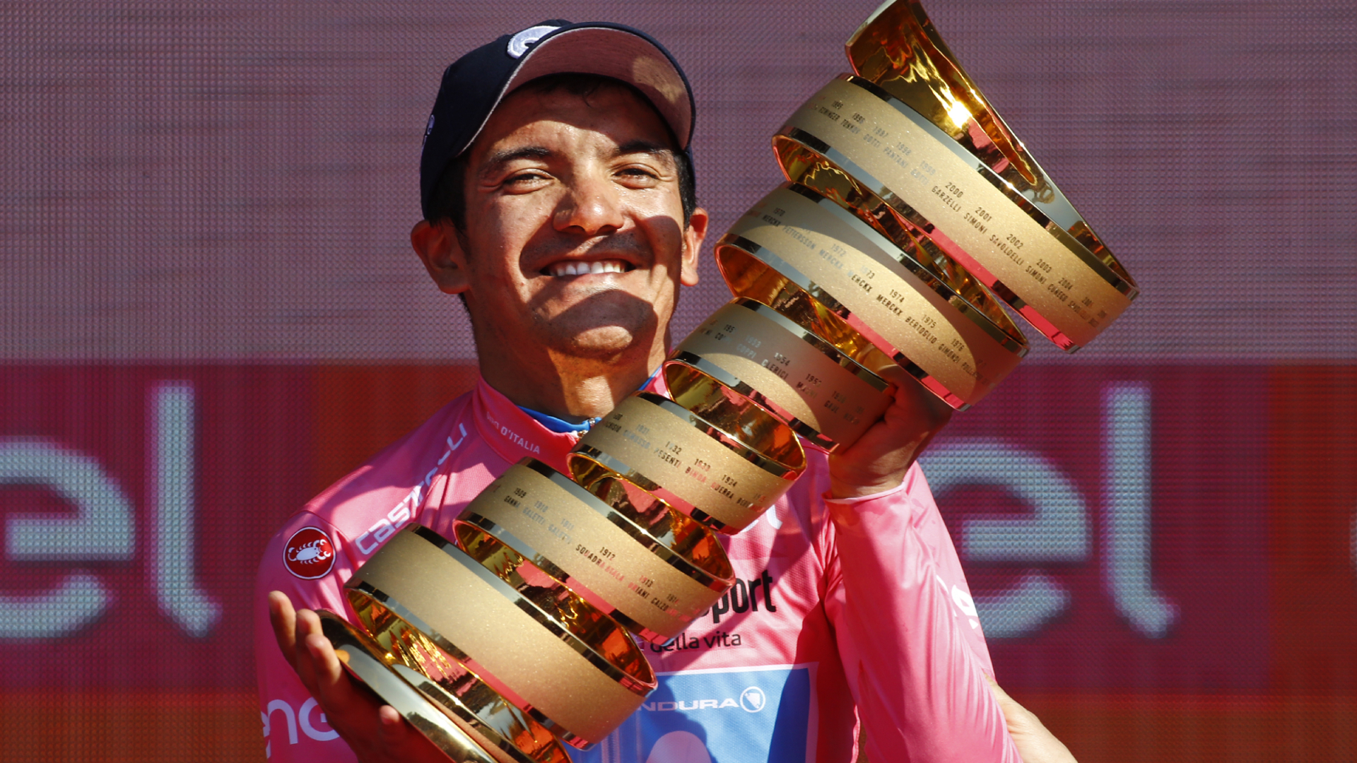 Richard Carapaz es en el primer ecuatoriano en ganar el Giro de Italia