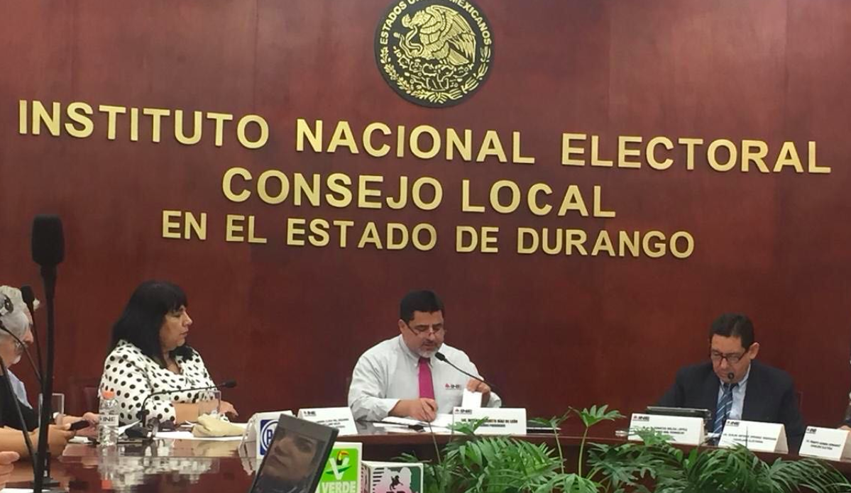 PRD y PAN aventajan en Durango