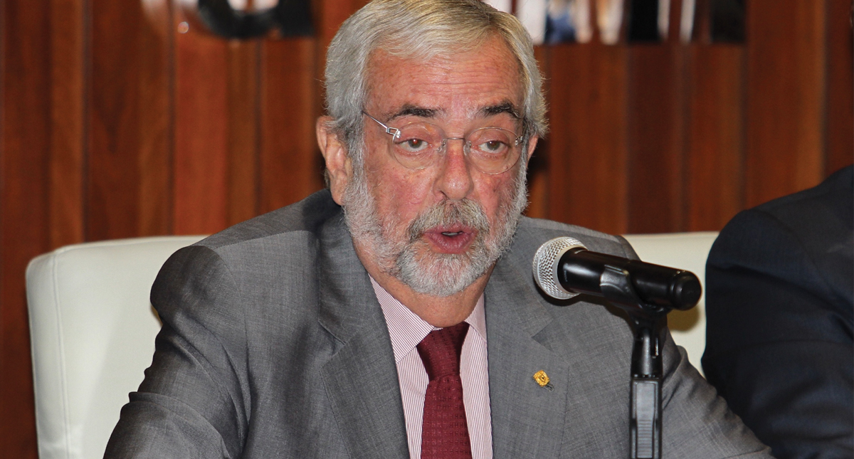 Autonomía de las universidades, vital para desarrollo: Graue