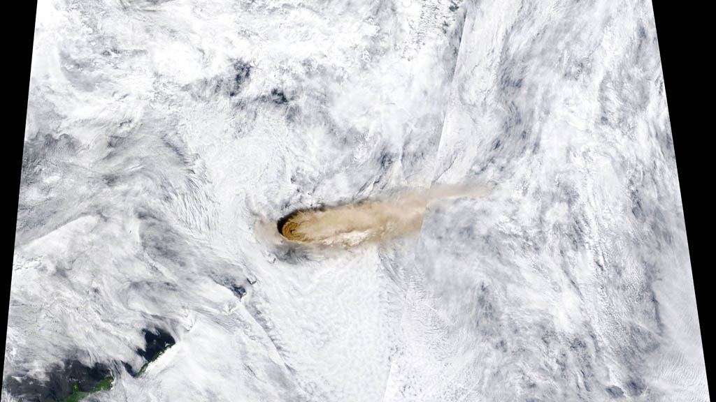 NASA capta espectacular erupción de un volcán desde el espacio - erupcion-volcan-desde-el-espacio-nasa-2