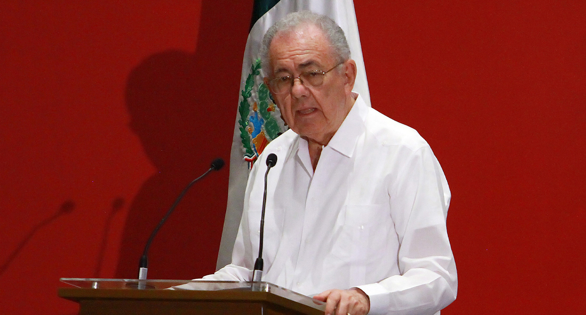 Jiménez Espriú en desacuerdo con López Obrador por amparos