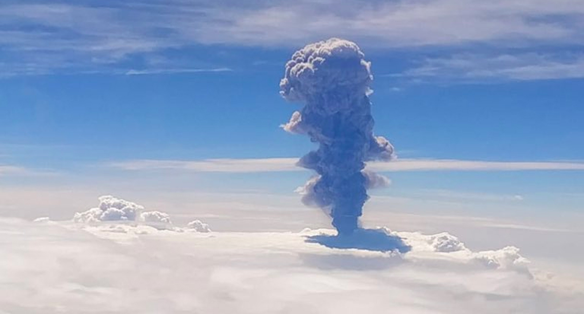 Explosión del Popocatépetl genera columna de 5 kilómetros