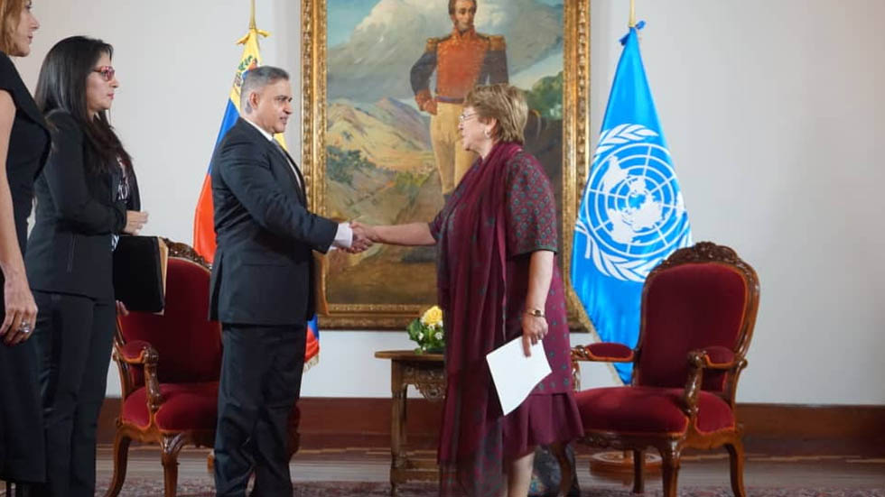 Fiscal de Venezuela dice a Bachelet que oposición es responsable de 77 asesinatos