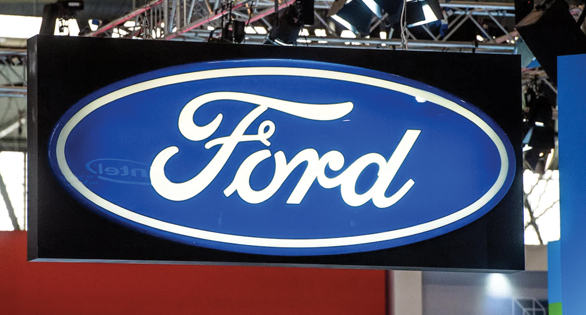 Ford llama a revisión 1.3 millones de vehículos
