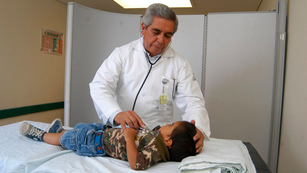 Padres de niños con cáncer podrán pedir licencias laborales