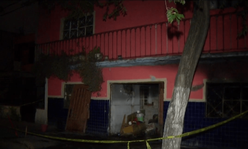 Rescatan a anciana de incendio provocado por presuntos ladrones en la GAM - incendio-en-casa-de-la-gustavo-a-madero