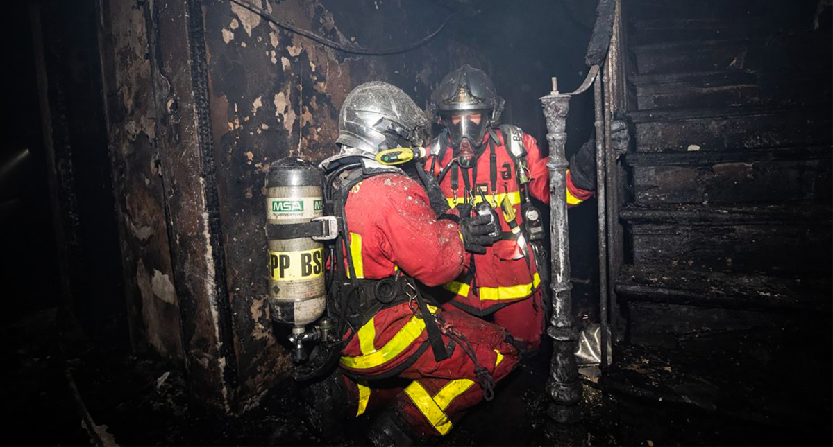 Mueren tres personas en un incendio en el centro de París