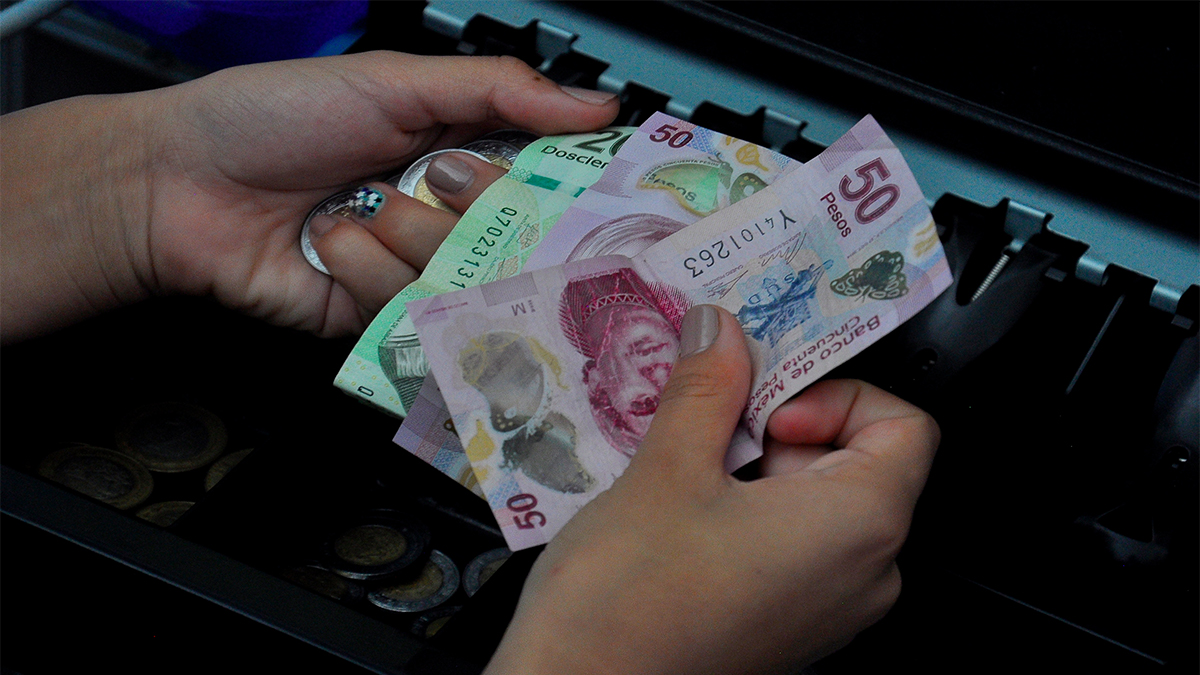 Inflación se mantiene por encima del estimado de Banxico