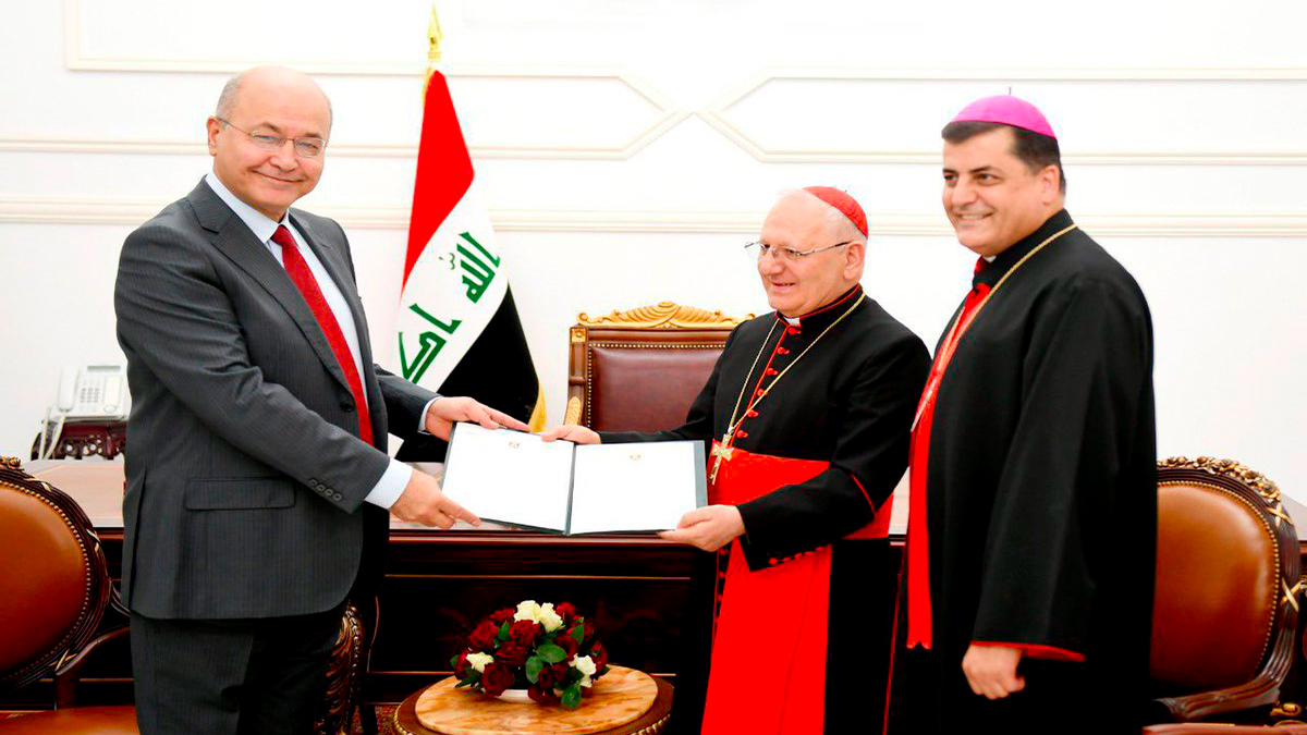 Irak invita oficialmente al papa Francisco a visitarlos