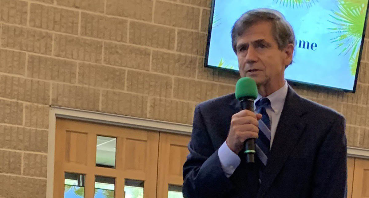 Joe Sestak se anota como aspirante a candidatura demócrata presidencial