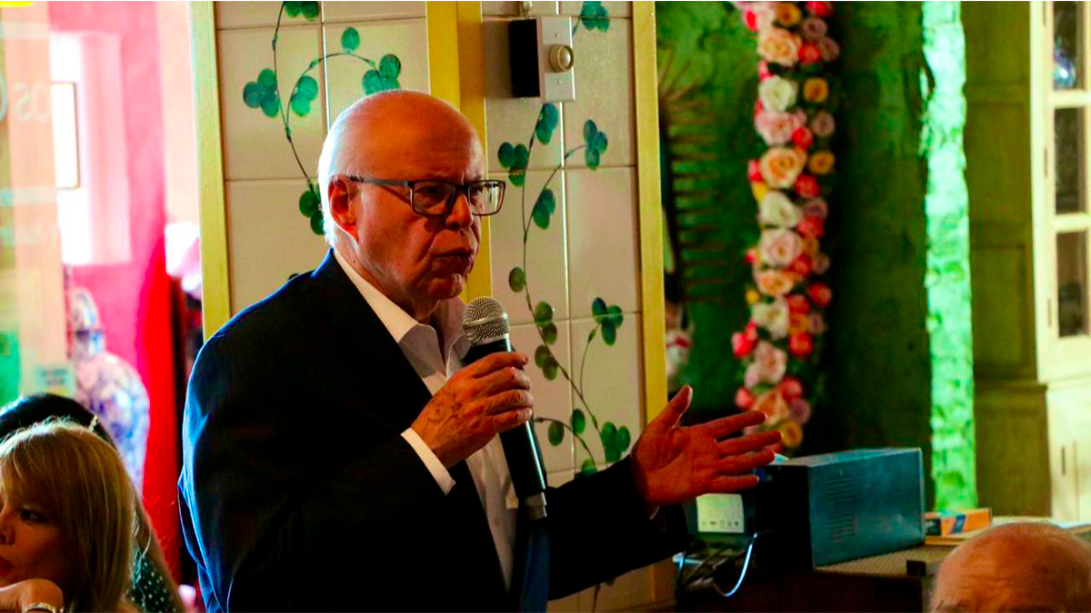 Priistas lamentan la salida del partido de José Narro