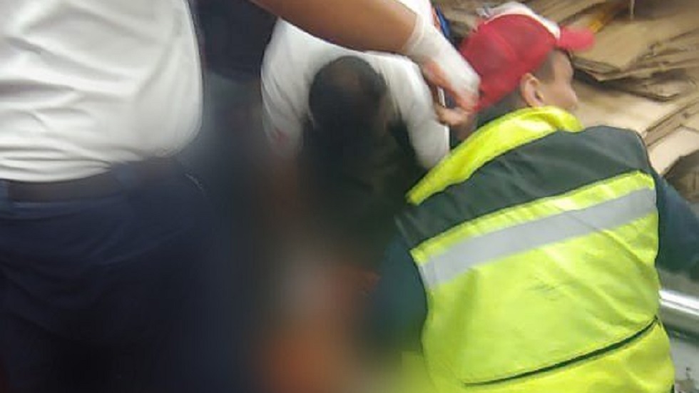 Empleado pierde un brazo y una pierna al caerle elevador en la CDMX