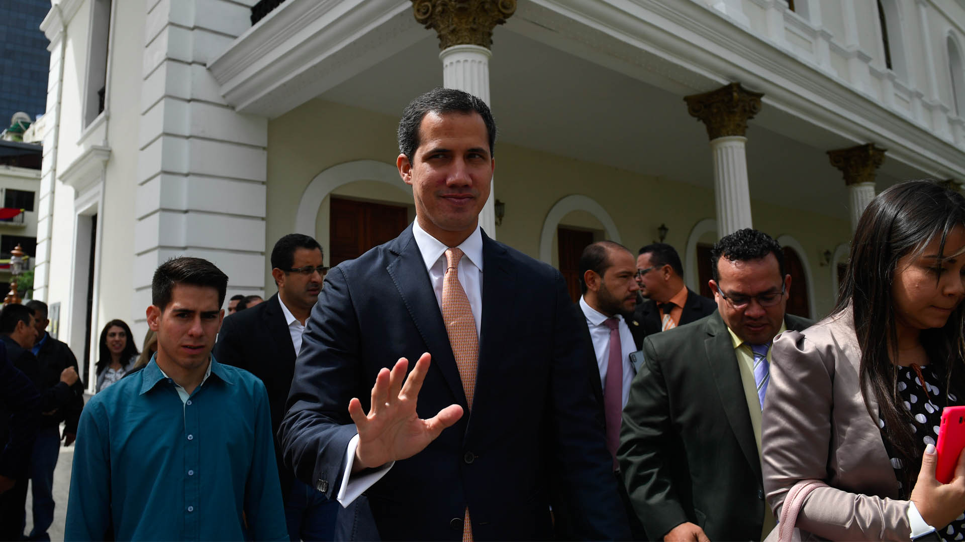 Denuncian agresiones de chavistas contra diputados en Venezuela