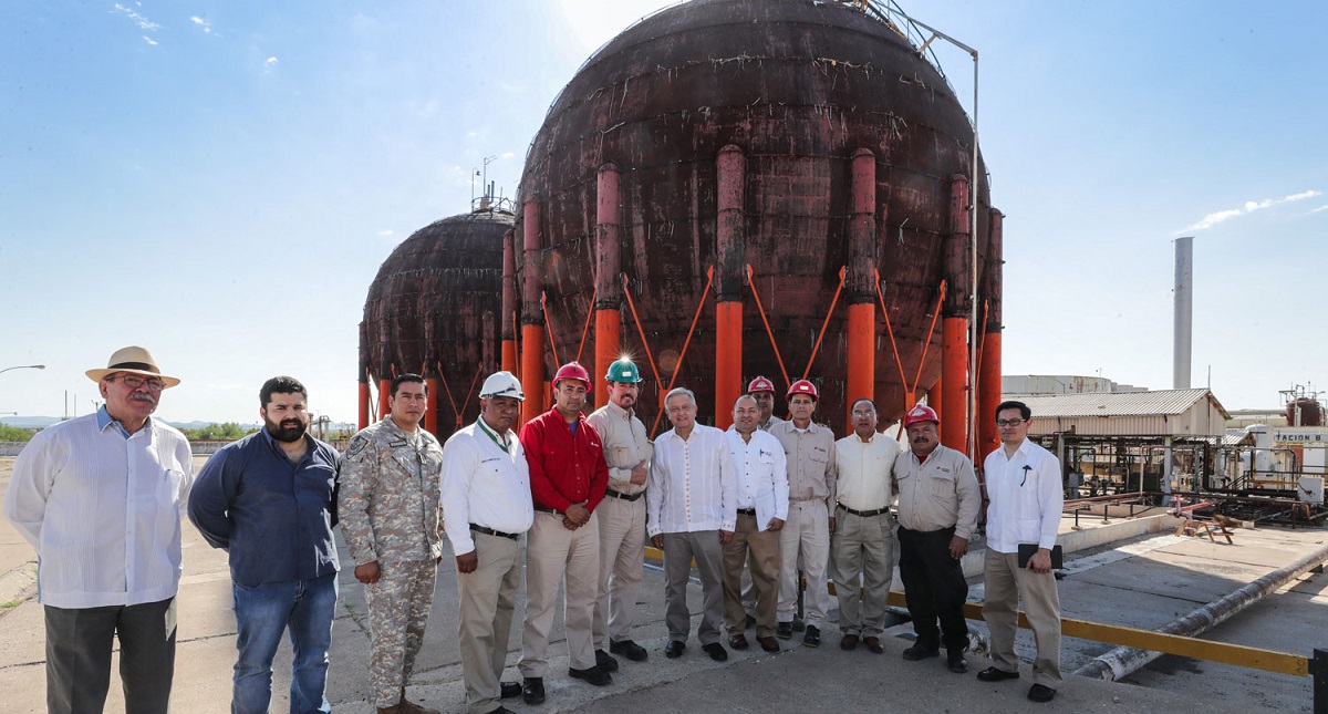 Gobierno sigue pagando sueldos en plantas de fertilizantes paradas