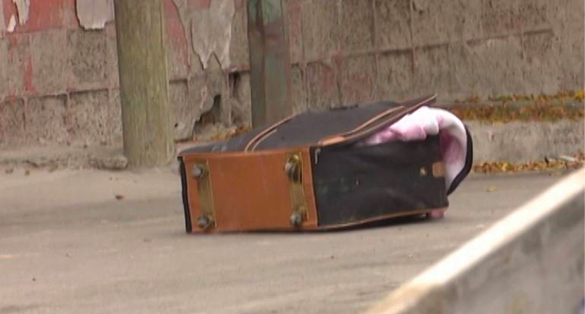 Detienen a hombre que transportaba cuerpo desmembrado en maletas