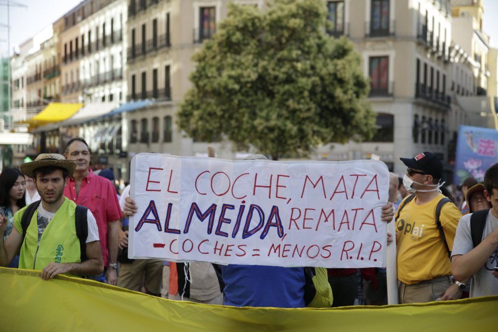 Miles se manifiestan en Madrid en defensa de plan contra contaminación - manifestacion-contaminacion-madrid