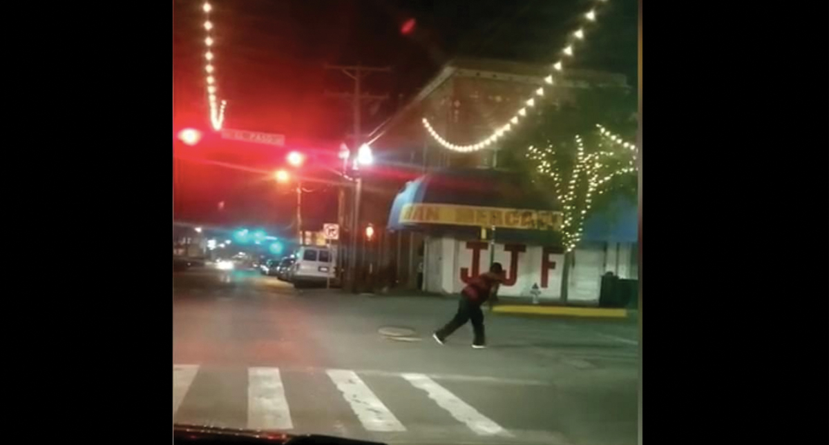 #Video Migrantes llegan a EE.UU. por alcantarillas