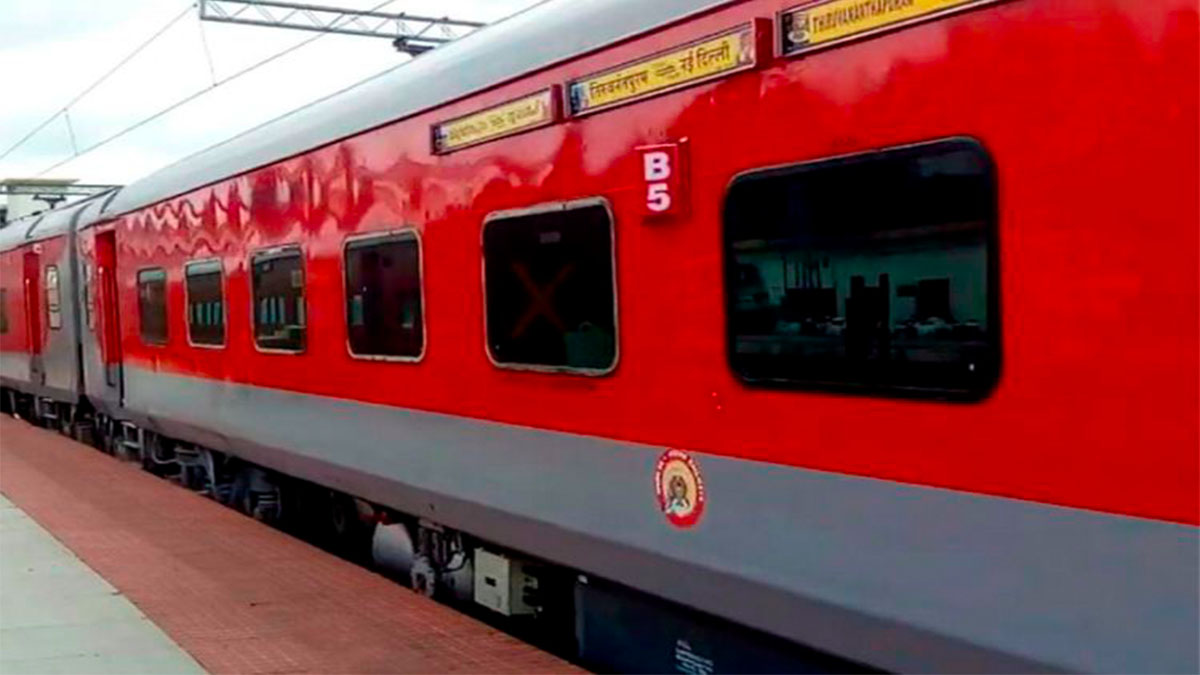 Mueren cuatro personas en tren de India por golpe de calor