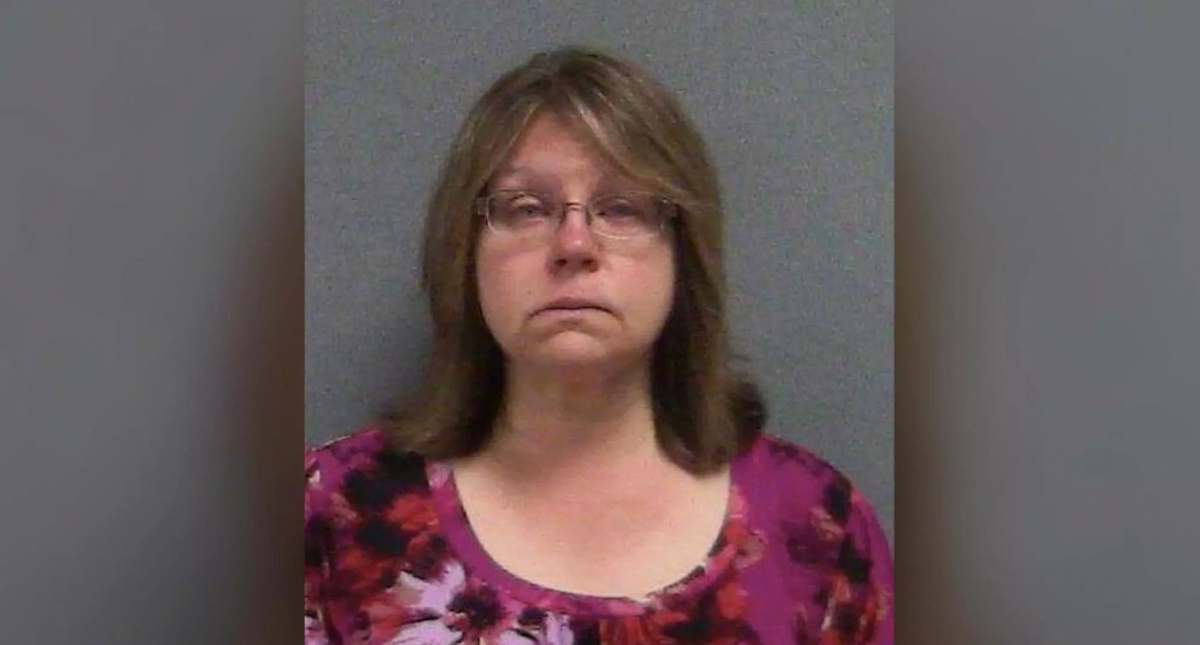 Procesan a mujer que asesinó a su bebé en 1993 en Ohio