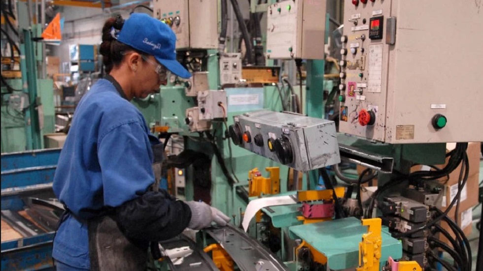 AMLO niega desplome de empleos en México; acusa malinterpretación de estadísticas AMLO niega desplome de empleos en México; acusa malinterpretación de estadísticas