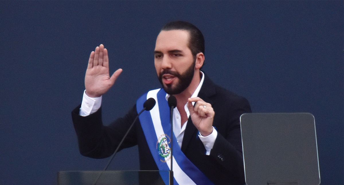 Nayib Bukele destituye a funcionario implicado en asesinato de poeta